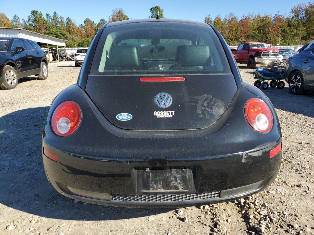 2010 VOLKSWAGEN Beetle