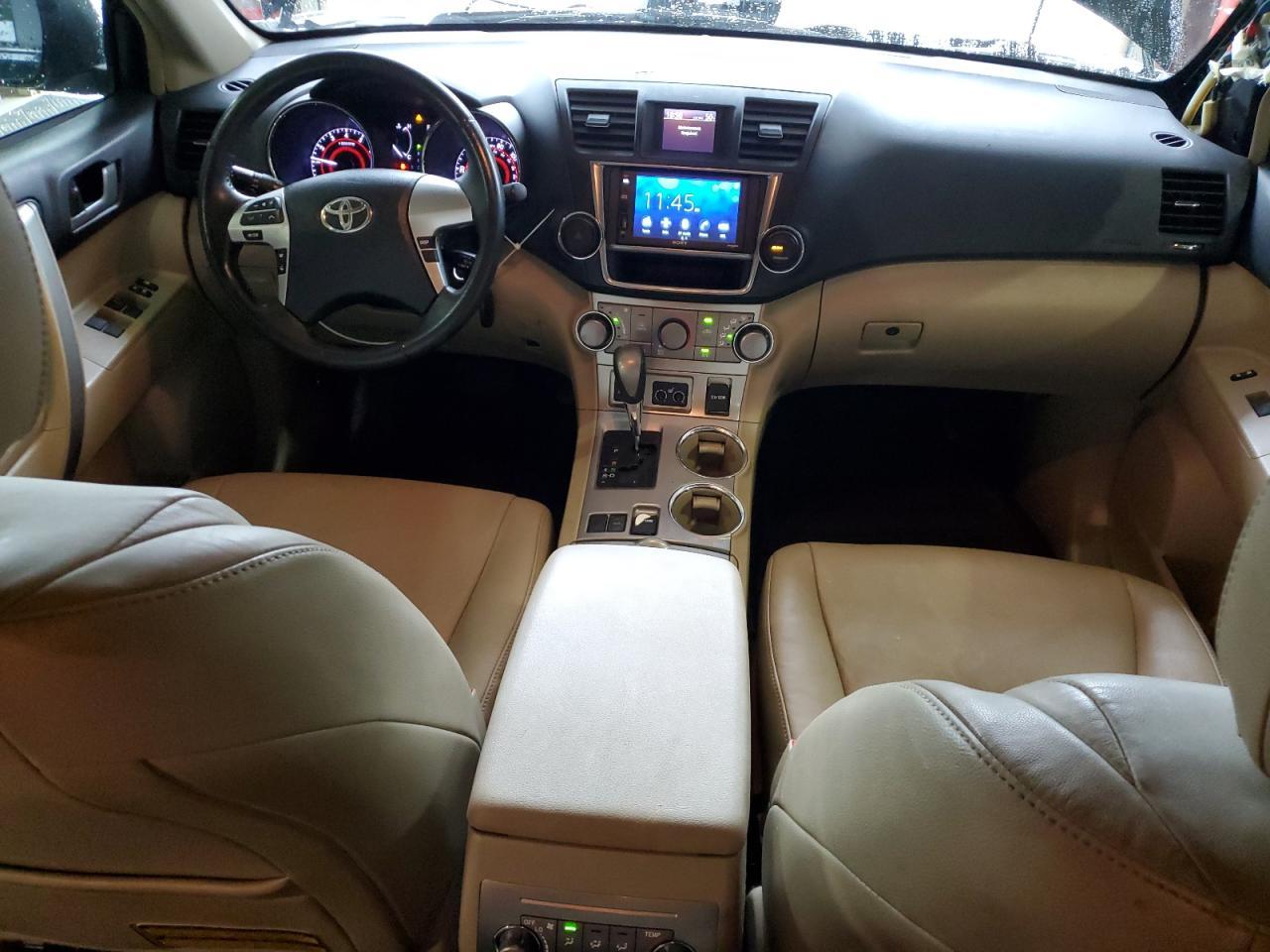2013 TOYOTA HIGHLANDER