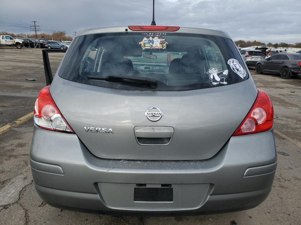 2012 NISSAN VERSA