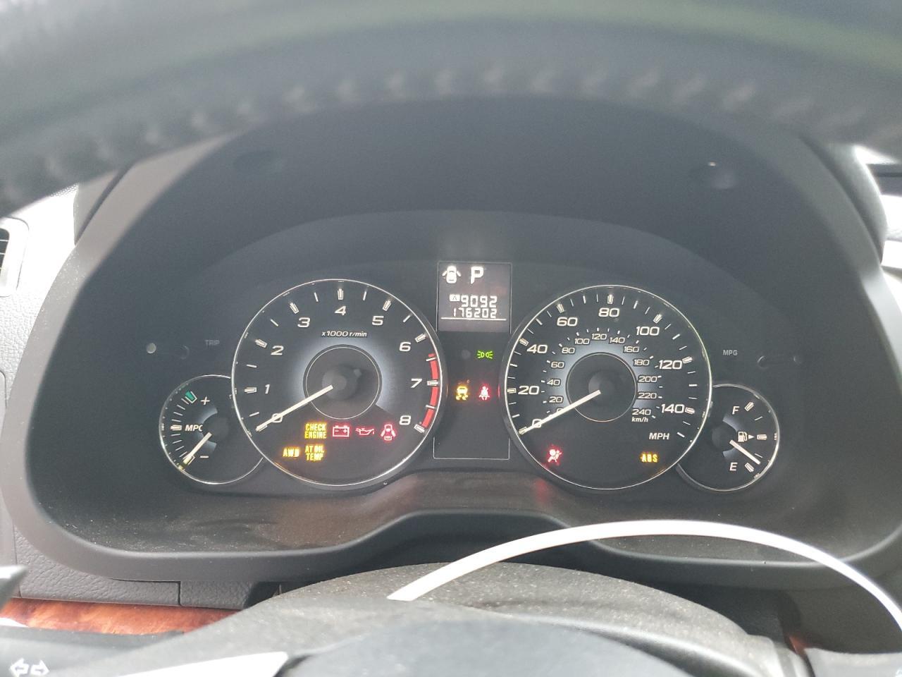 2010 SUBARU Legacy