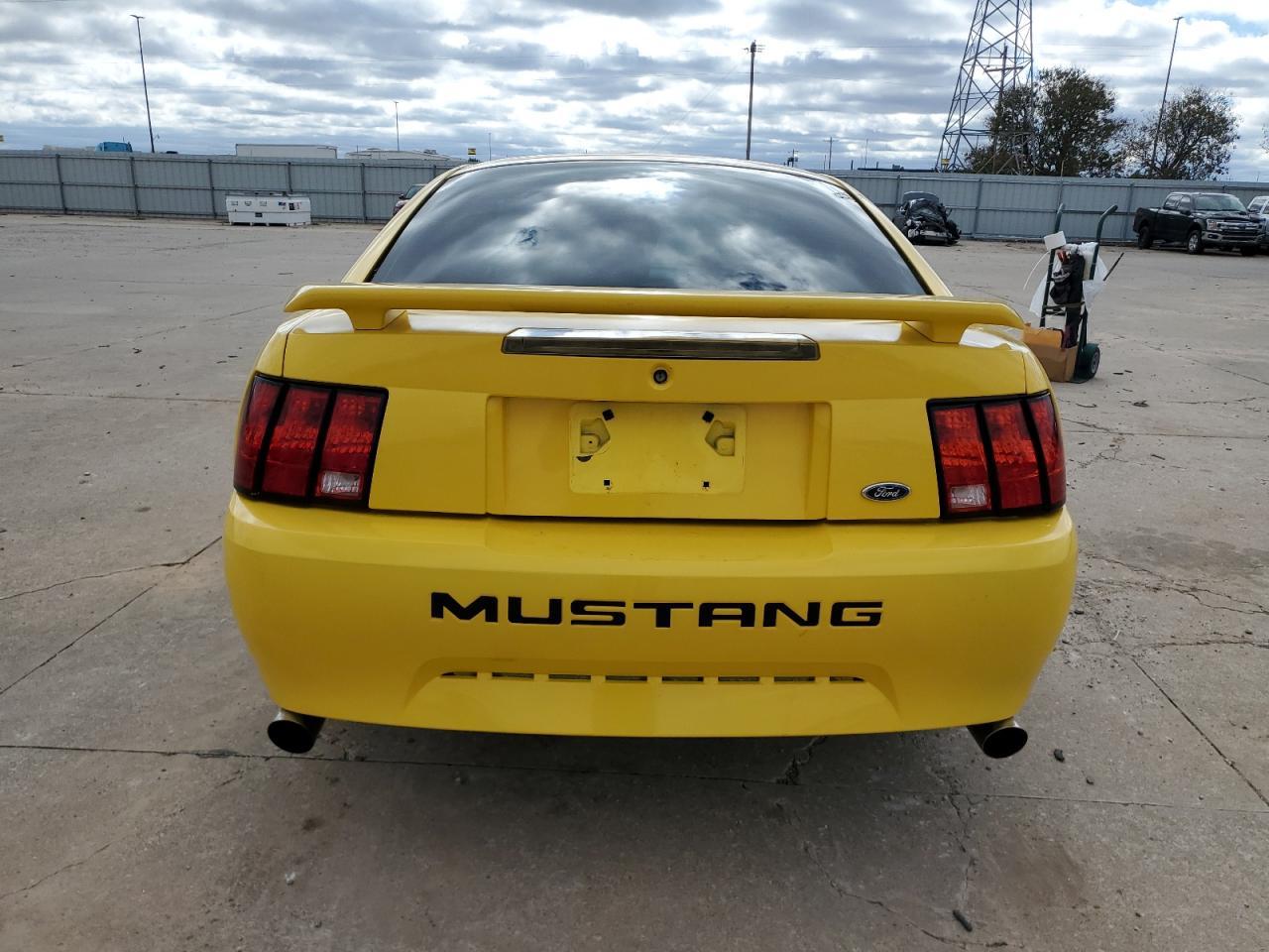 2003 FORD MUSTANG