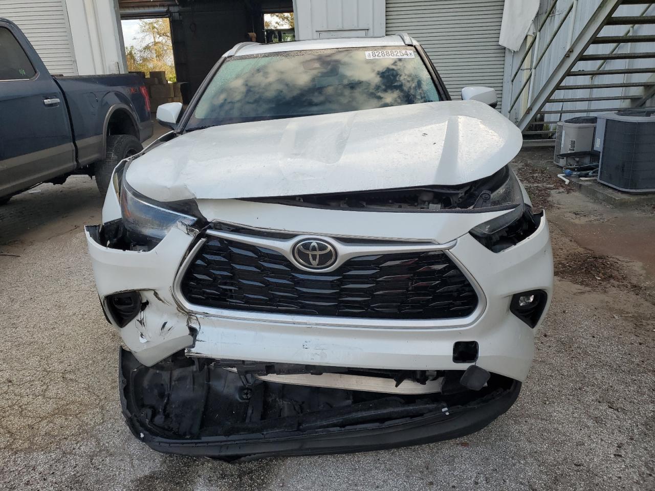 2022 TOYOTA HIGHLANDER