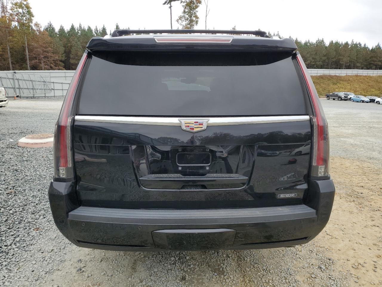 2016 CADILLAC ESCALADE
