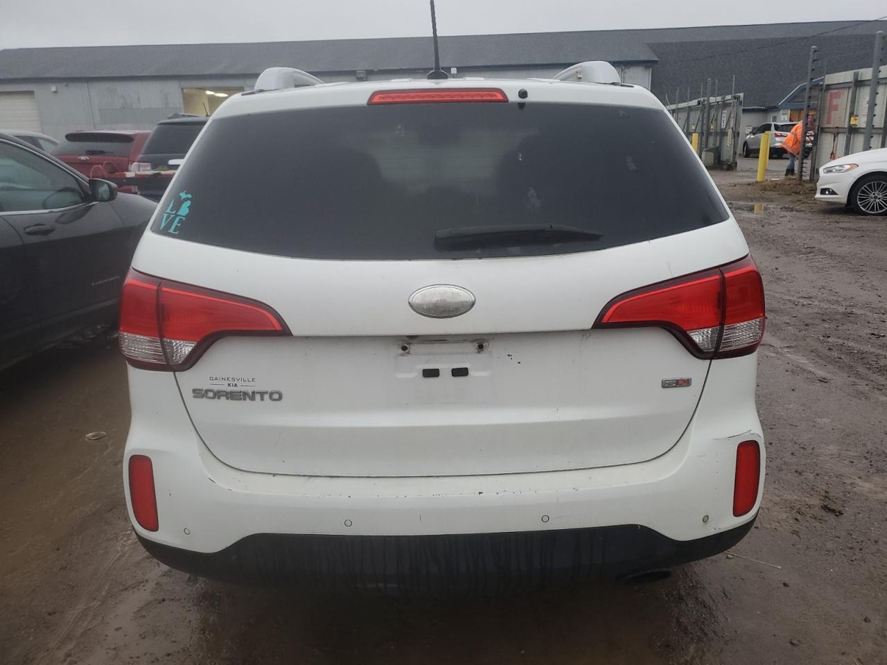 2014 KIA SORENTO