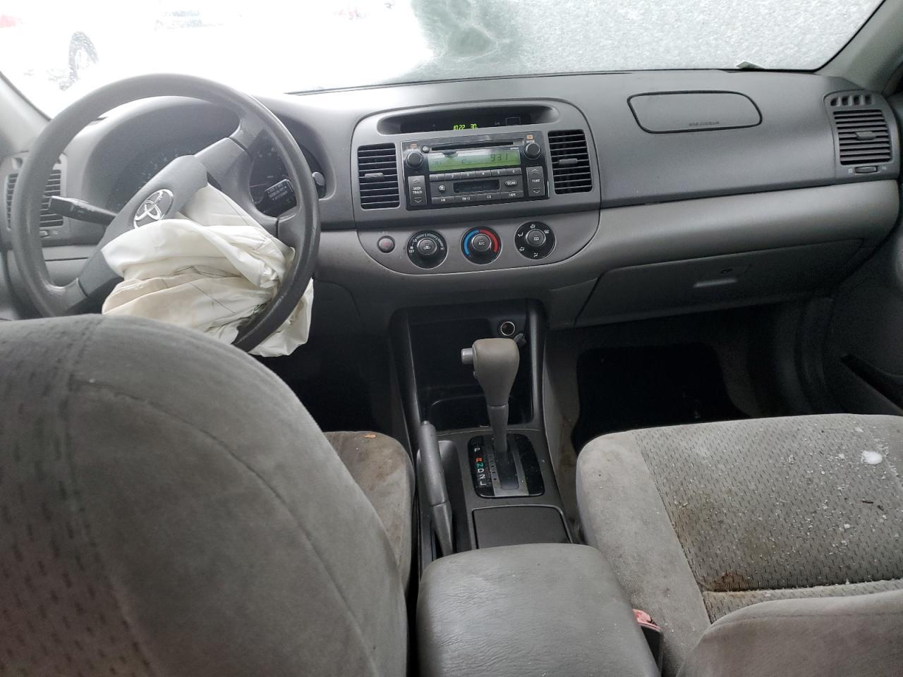 2004 TOYOTA CAMRY
