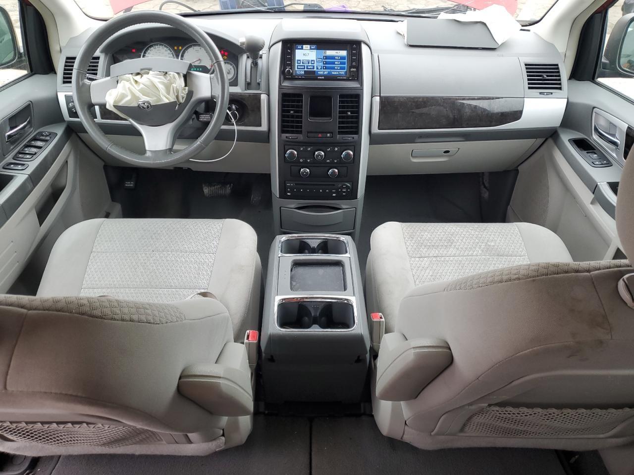 2010 DODGE CARAVAN