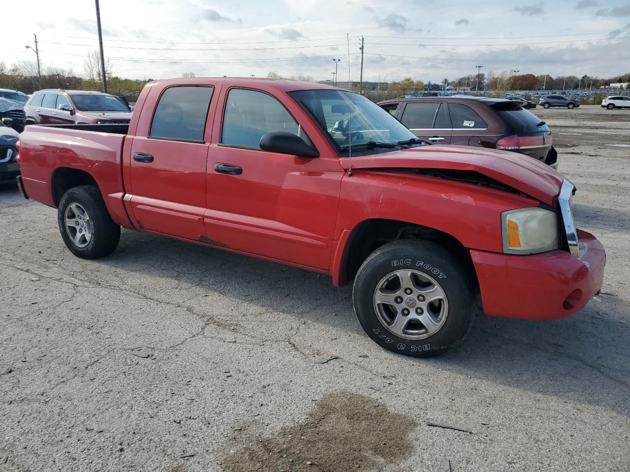 2005 DODGE Dakota