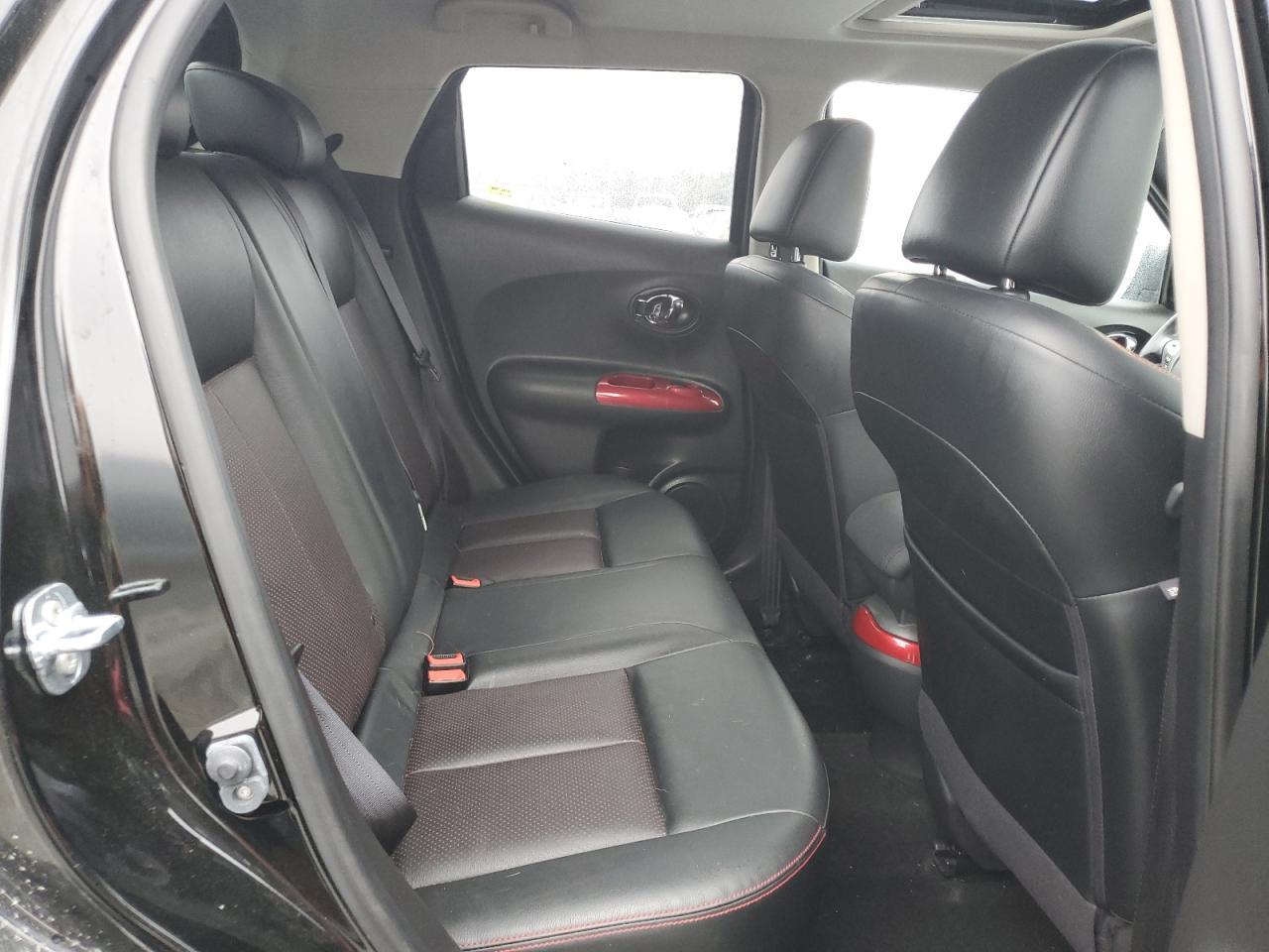 2016 NISSAN Juke