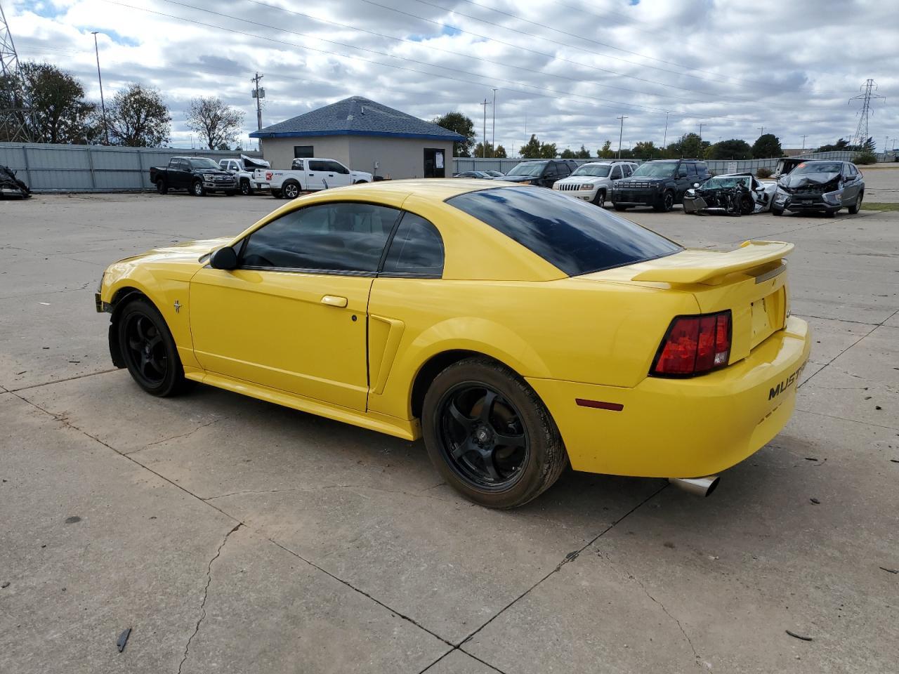 2003 FORD MUSTANG