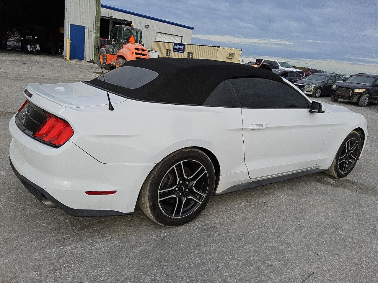 2022 FORD MUSTANG