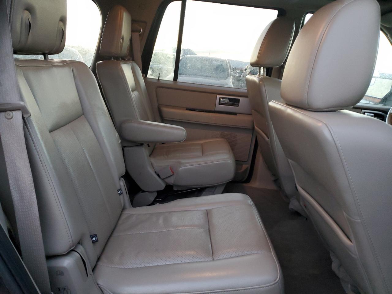 2013 FORD Expedition