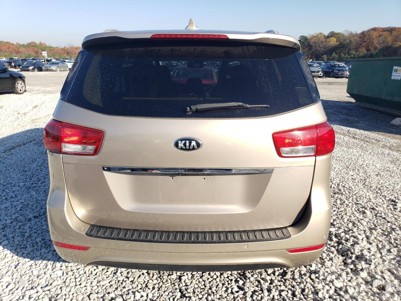 2016 KIA SEDONA