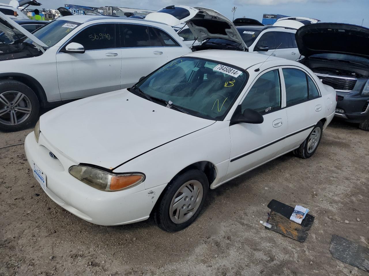1998 FORD Escort