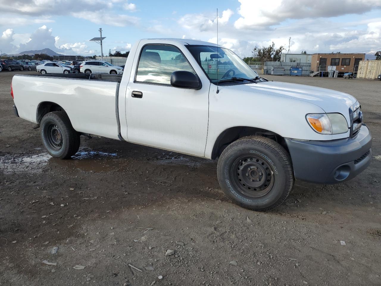 2005 TOYOTA TUNDRA