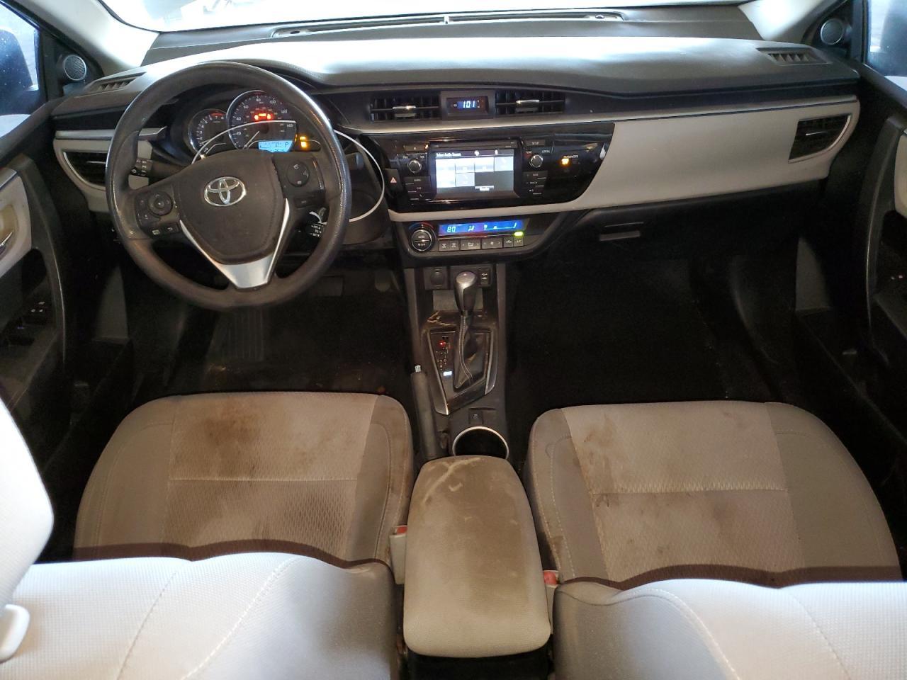 2015 TOYOTA COROLLA
