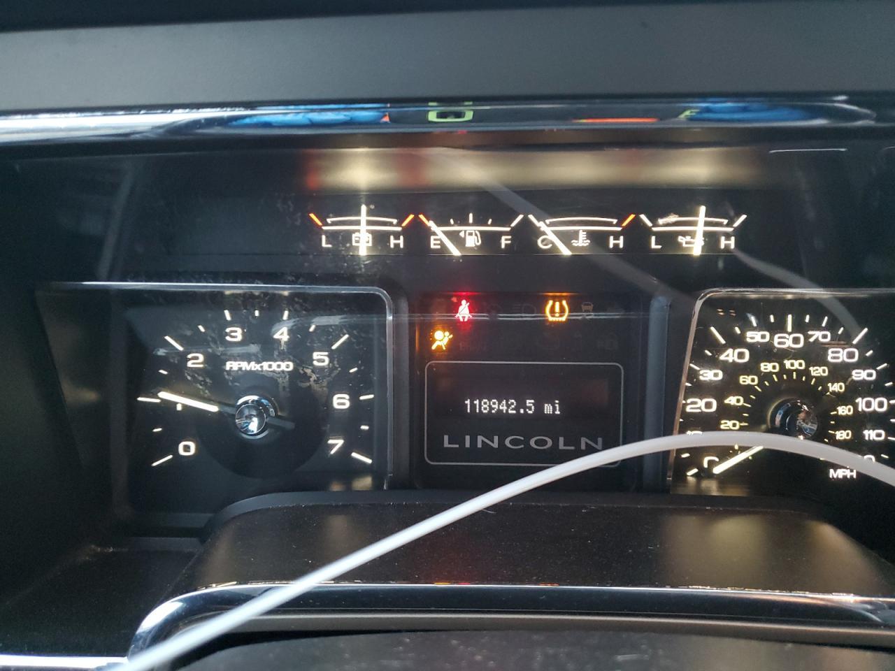 2013 LINCOLN Navigator