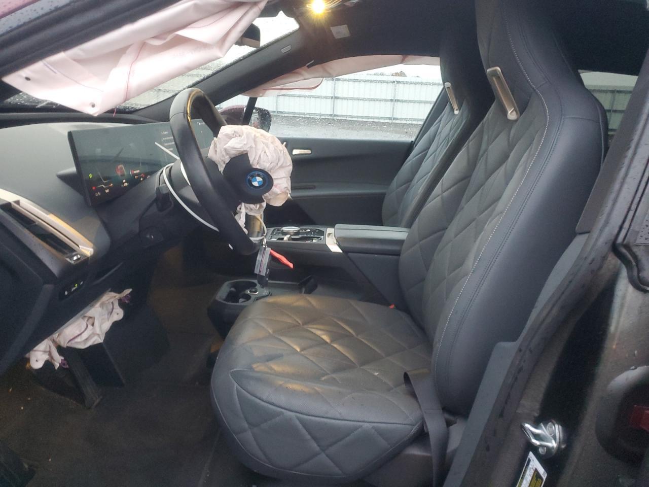 2024 BMW iX
