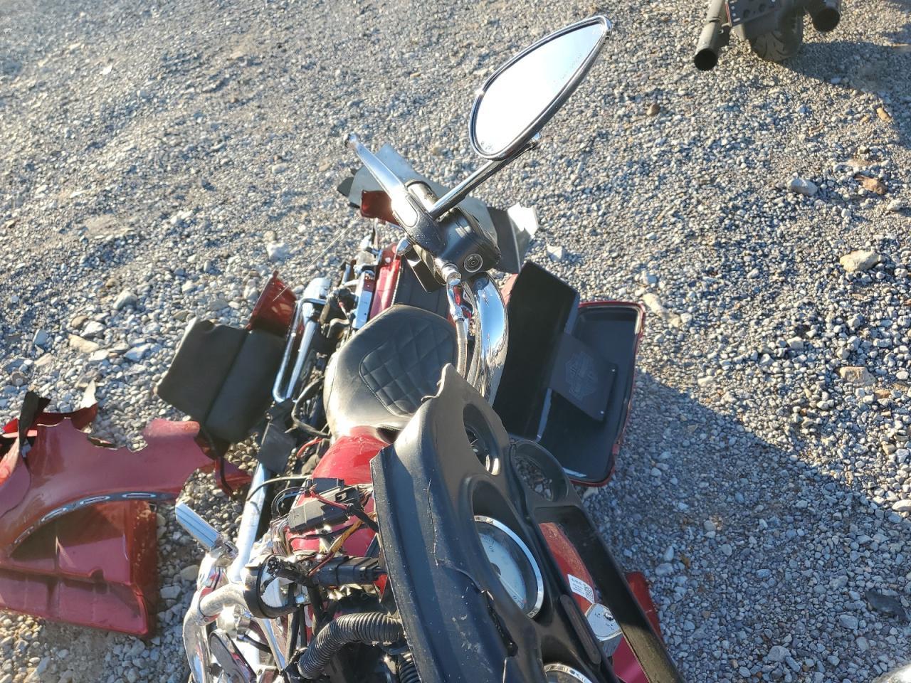 2012 HARLEY-DAVIDSON FLHX