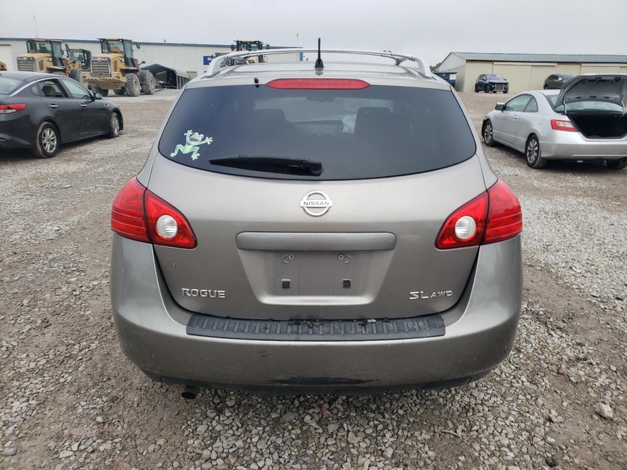 2010 NISSAN ROGUE