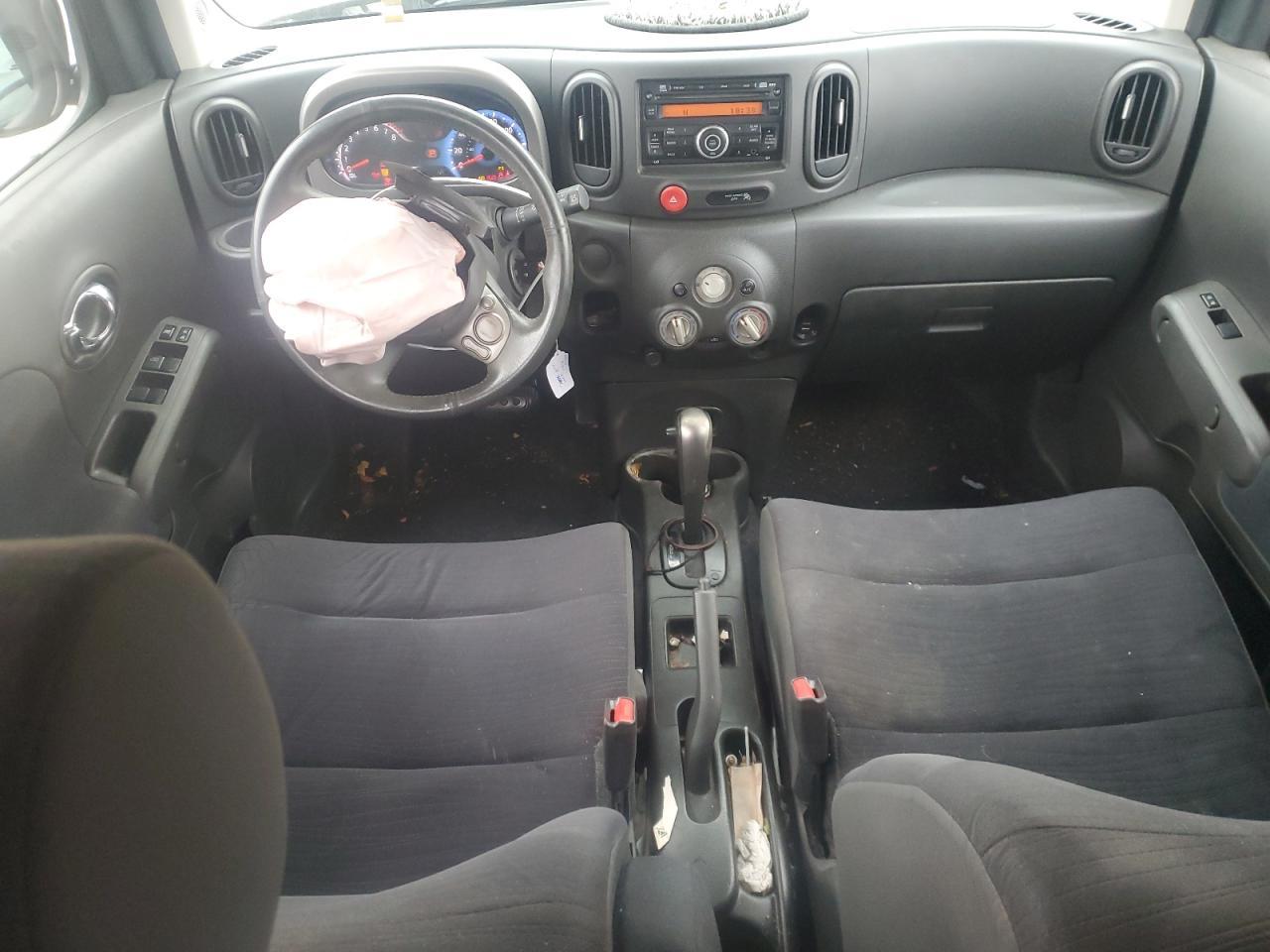 2011 NISSAN CUBE