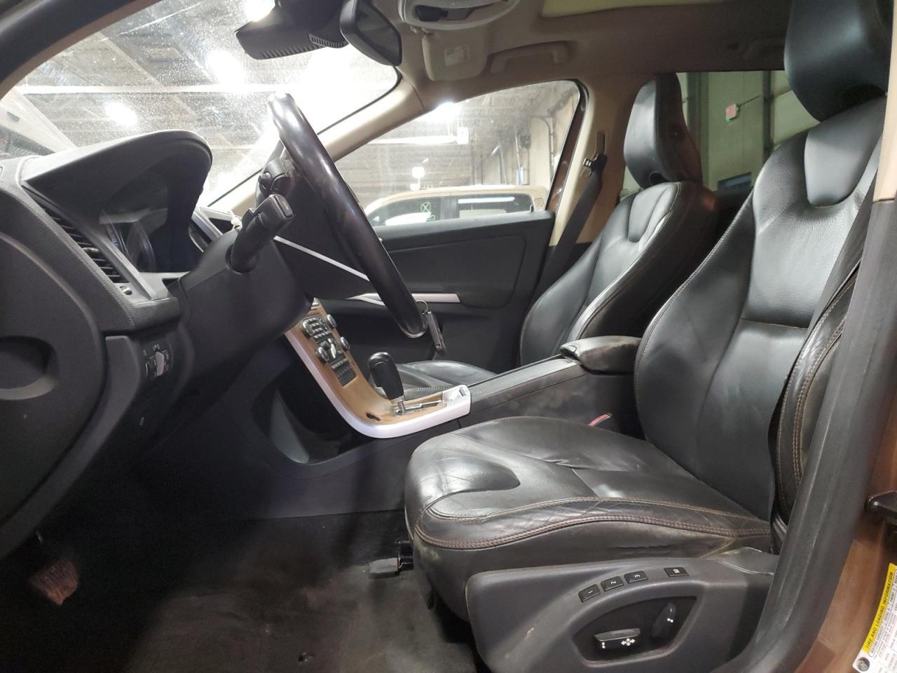 2010 VOLVO XC60