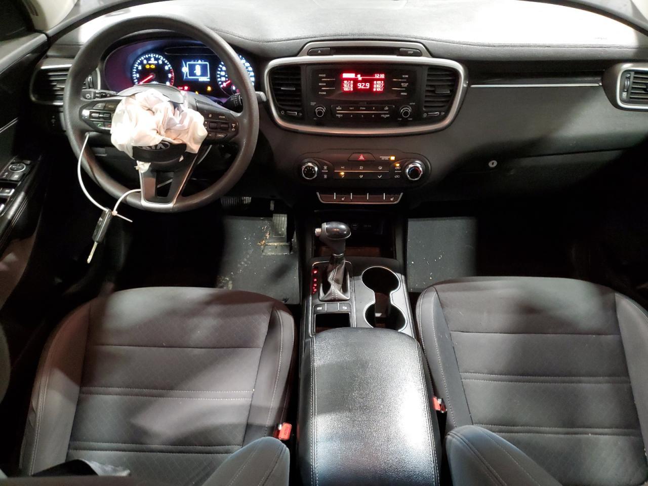 2016 KIA SORENTO