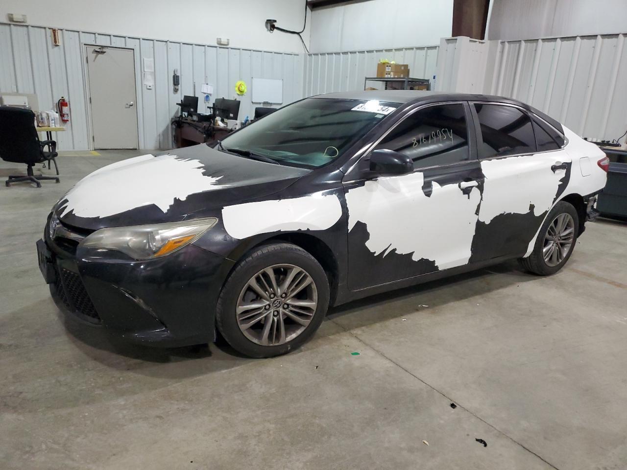2015 TOYOTA CAMRY