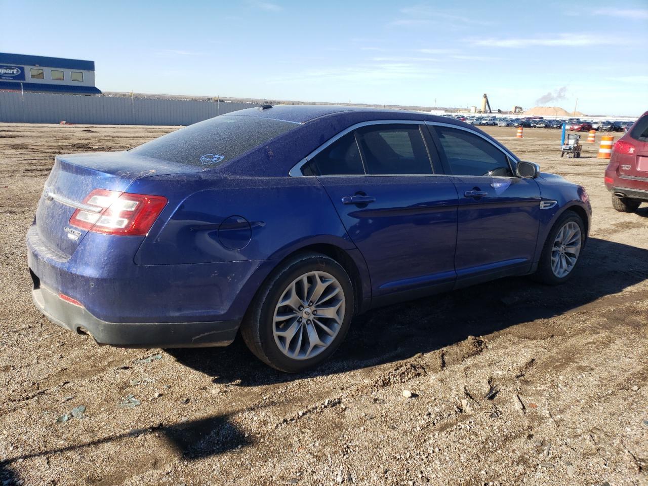 2013 FORD Taurus