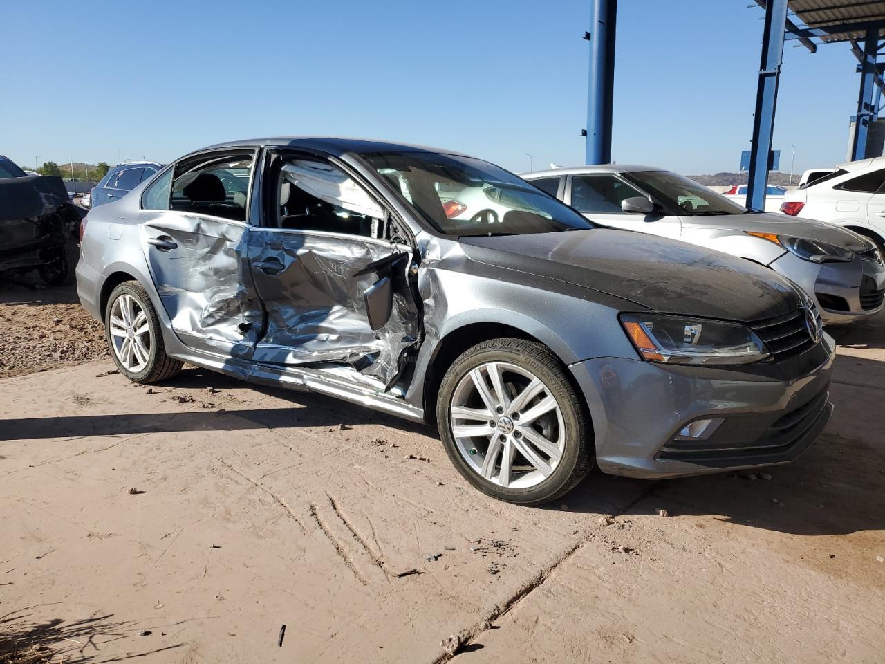 2017 VOLKSWAGEN JETTA
