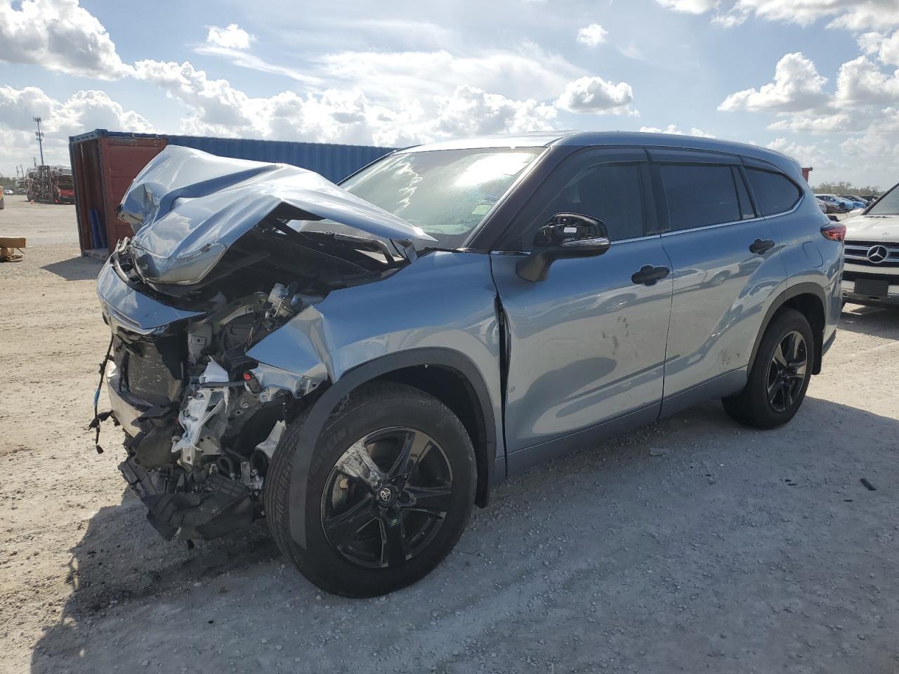 2022 TOYOTA HIGHLANDER