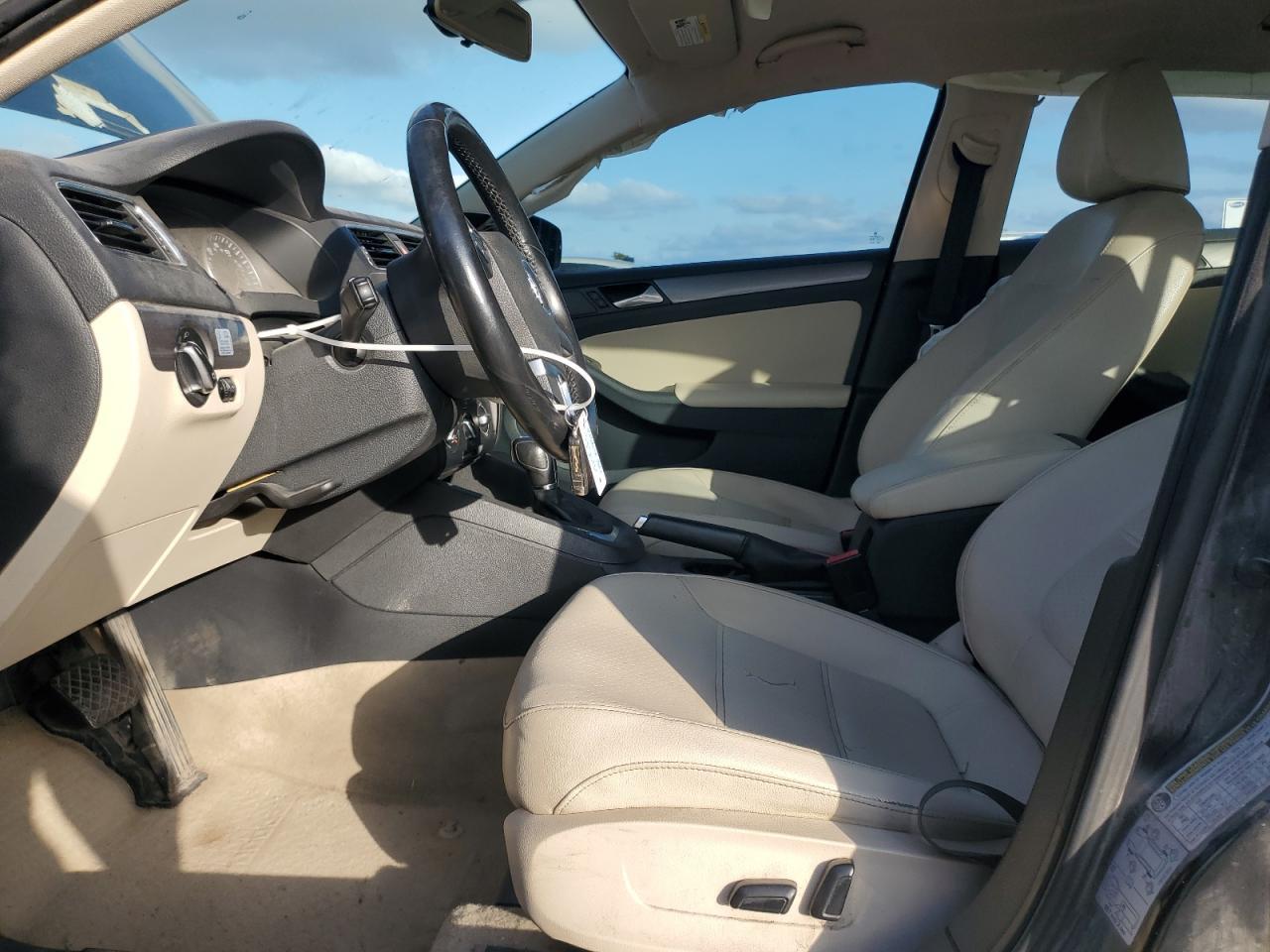 2014 VOLKSWAGEN JETTA