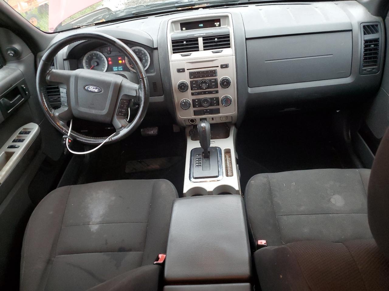 2009 FORD ESCAPE