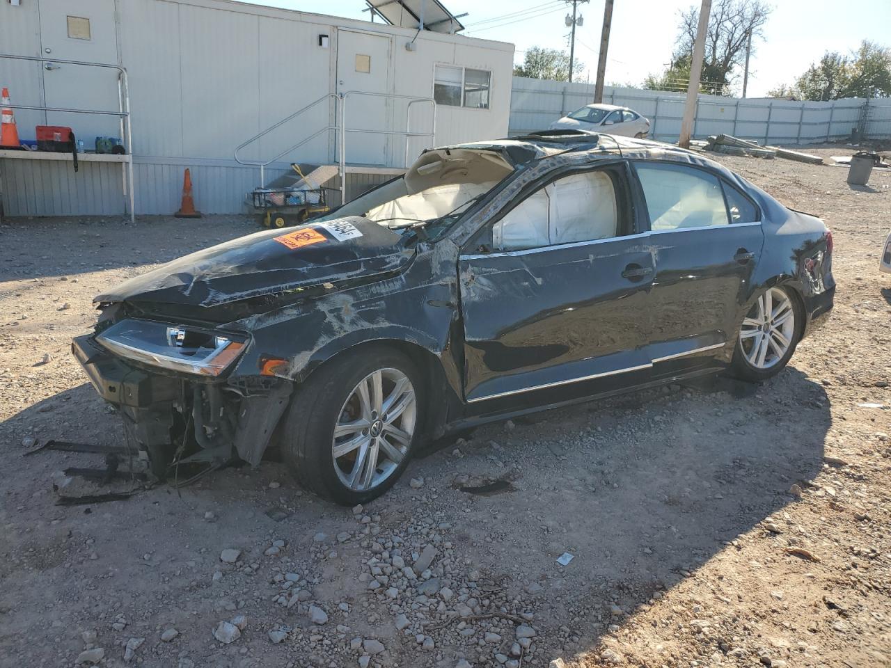 2017 VOLKSWAGEN JETTA
