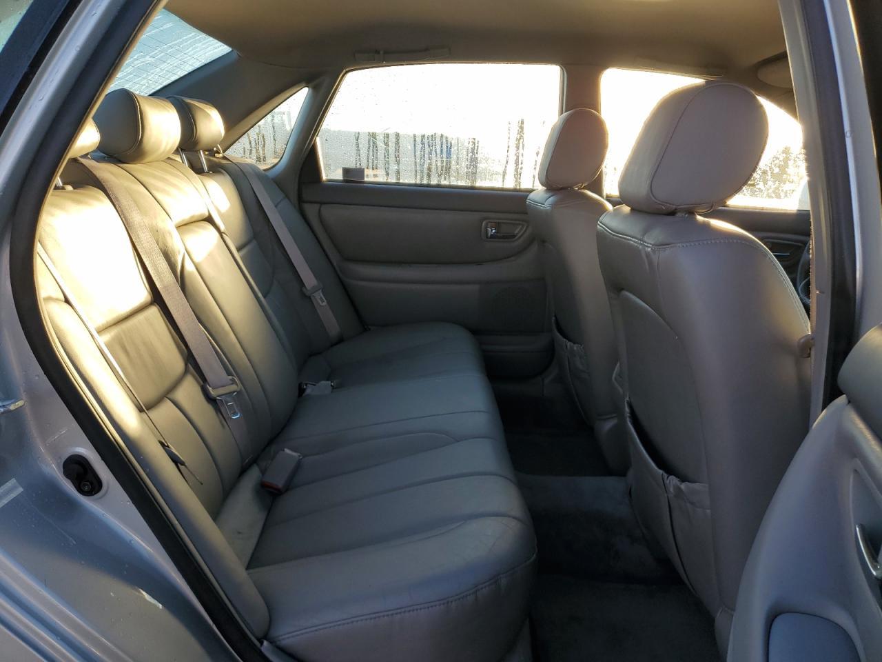 2001 TOYOTA Avalon