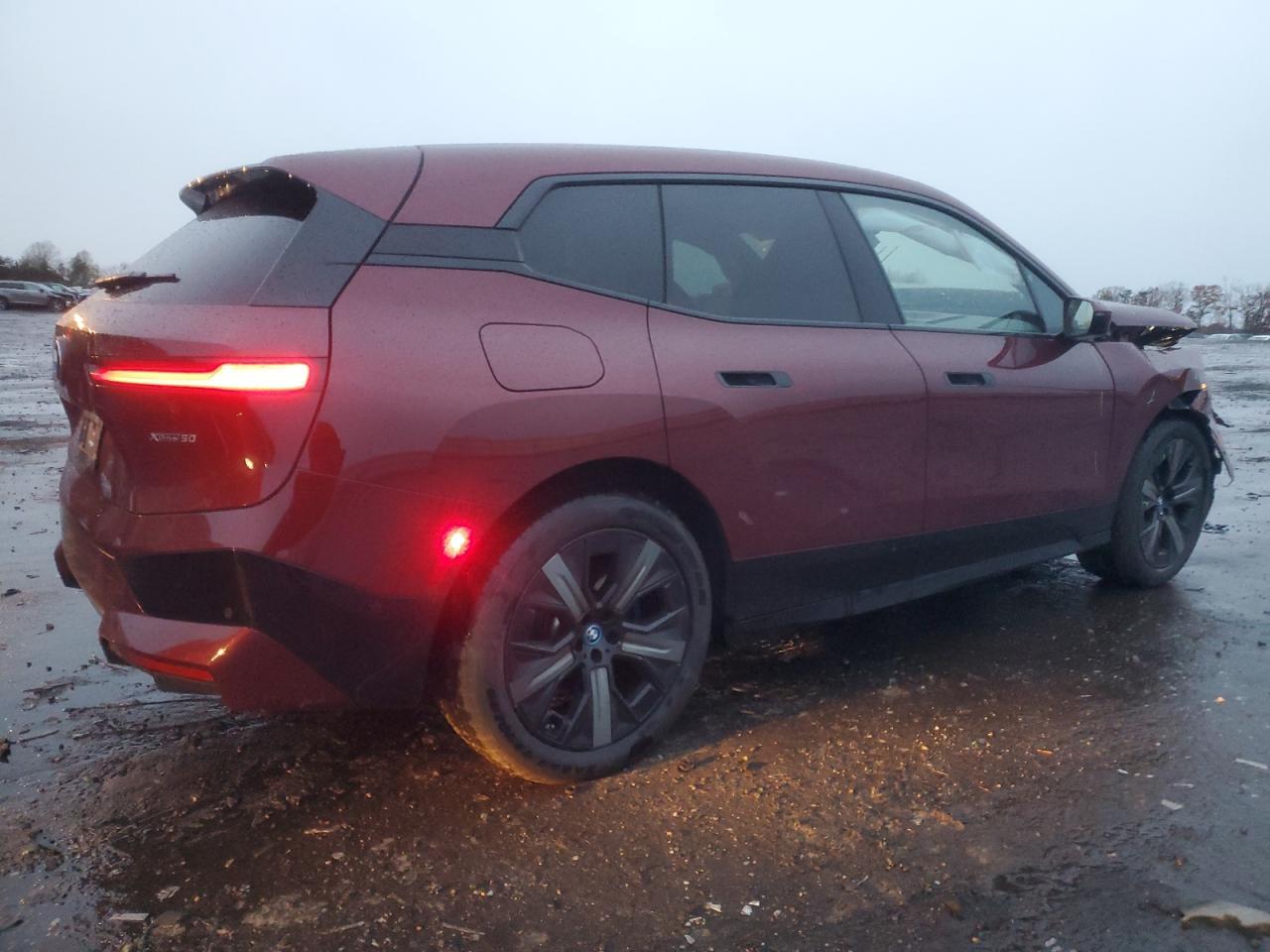 2024 BMW iX
