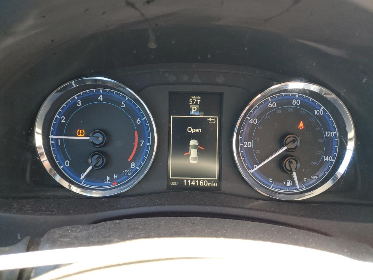 2017 TOYOTA COROLLA
