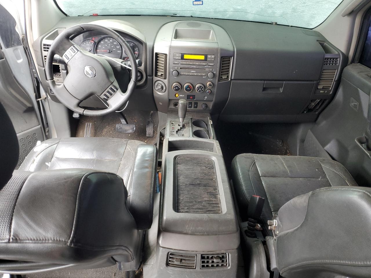 2005 NISSAN Armada