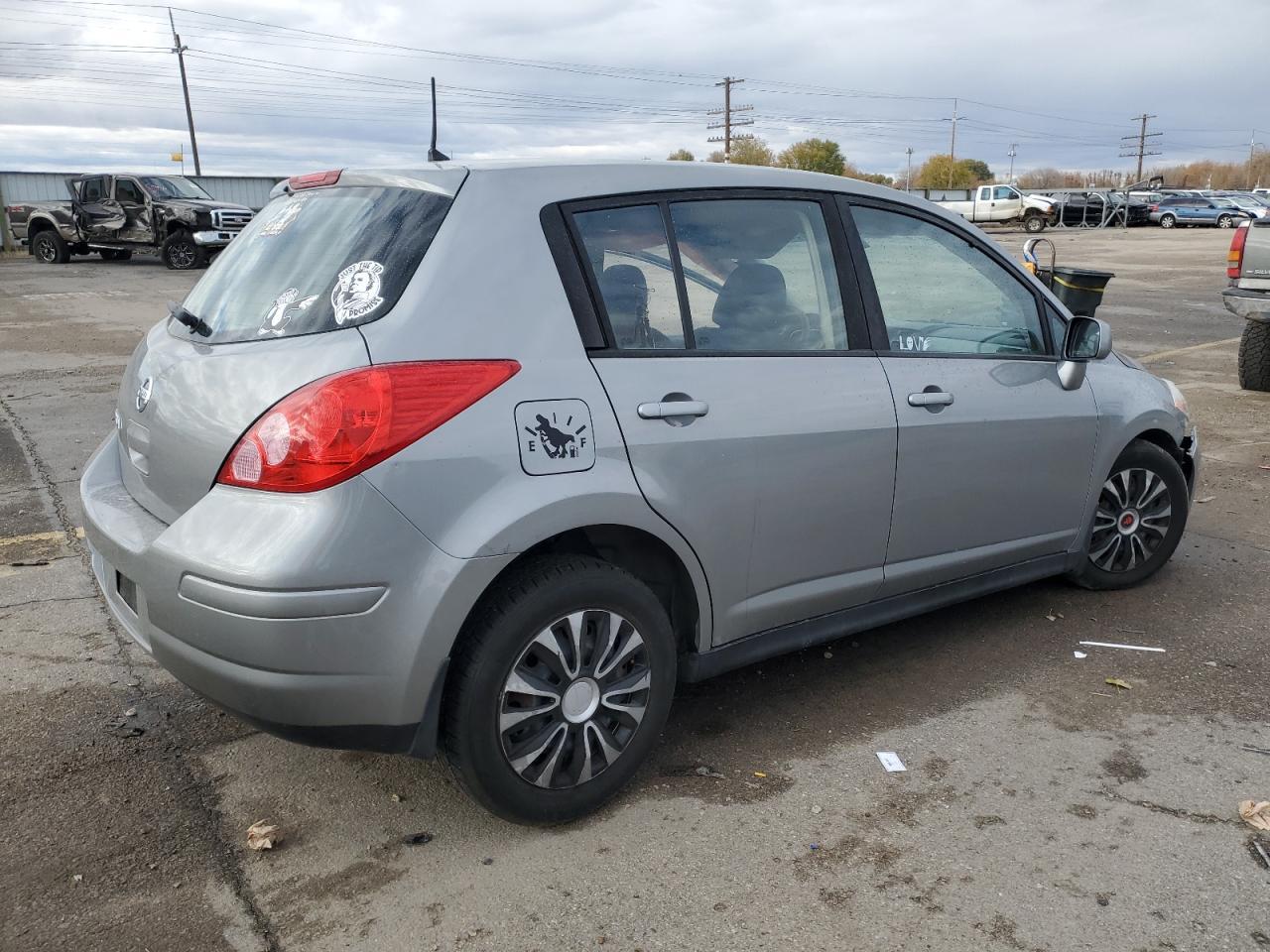 2012 NISSAN VERSA