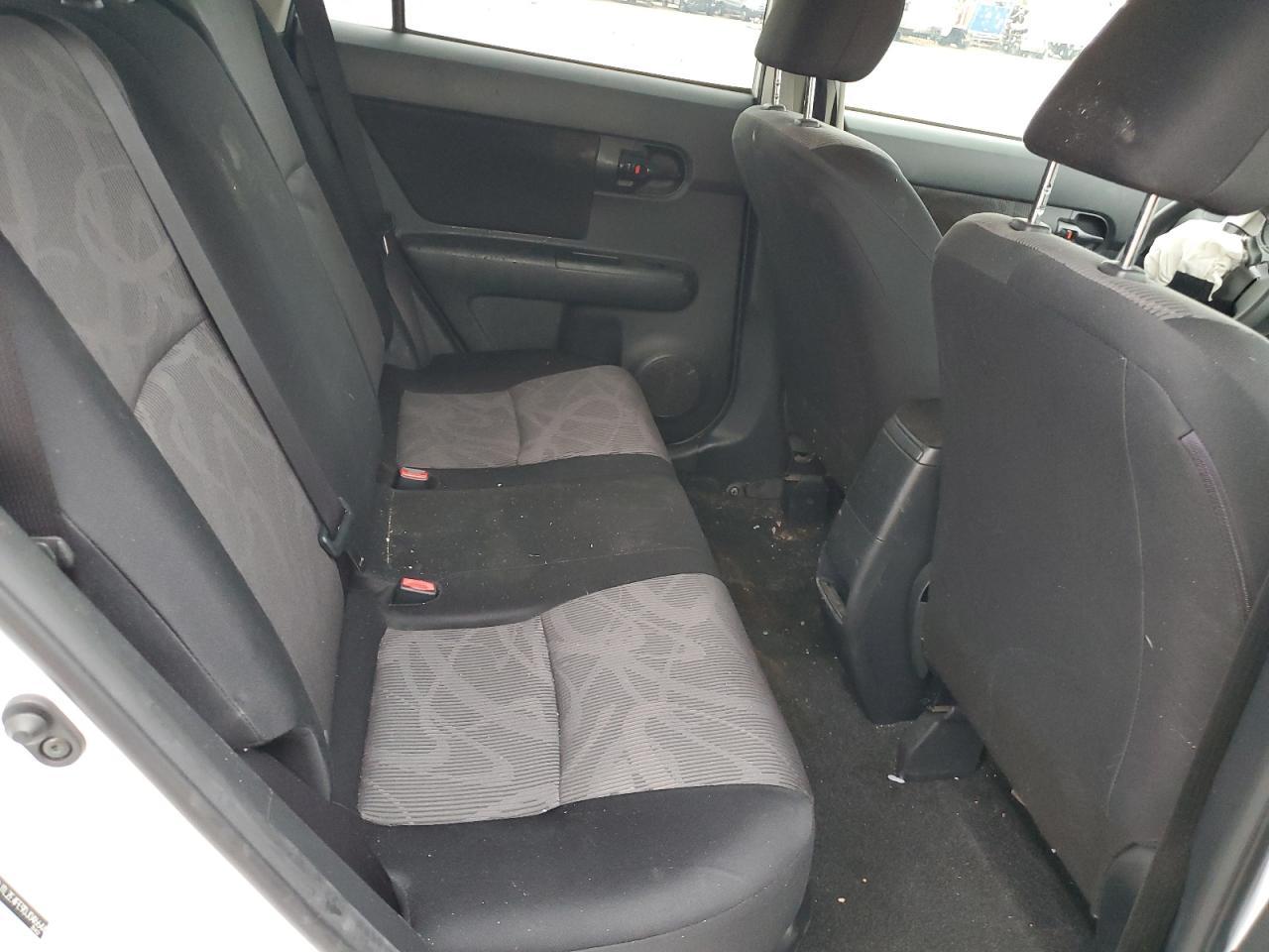 2013 TOYOTA SCION