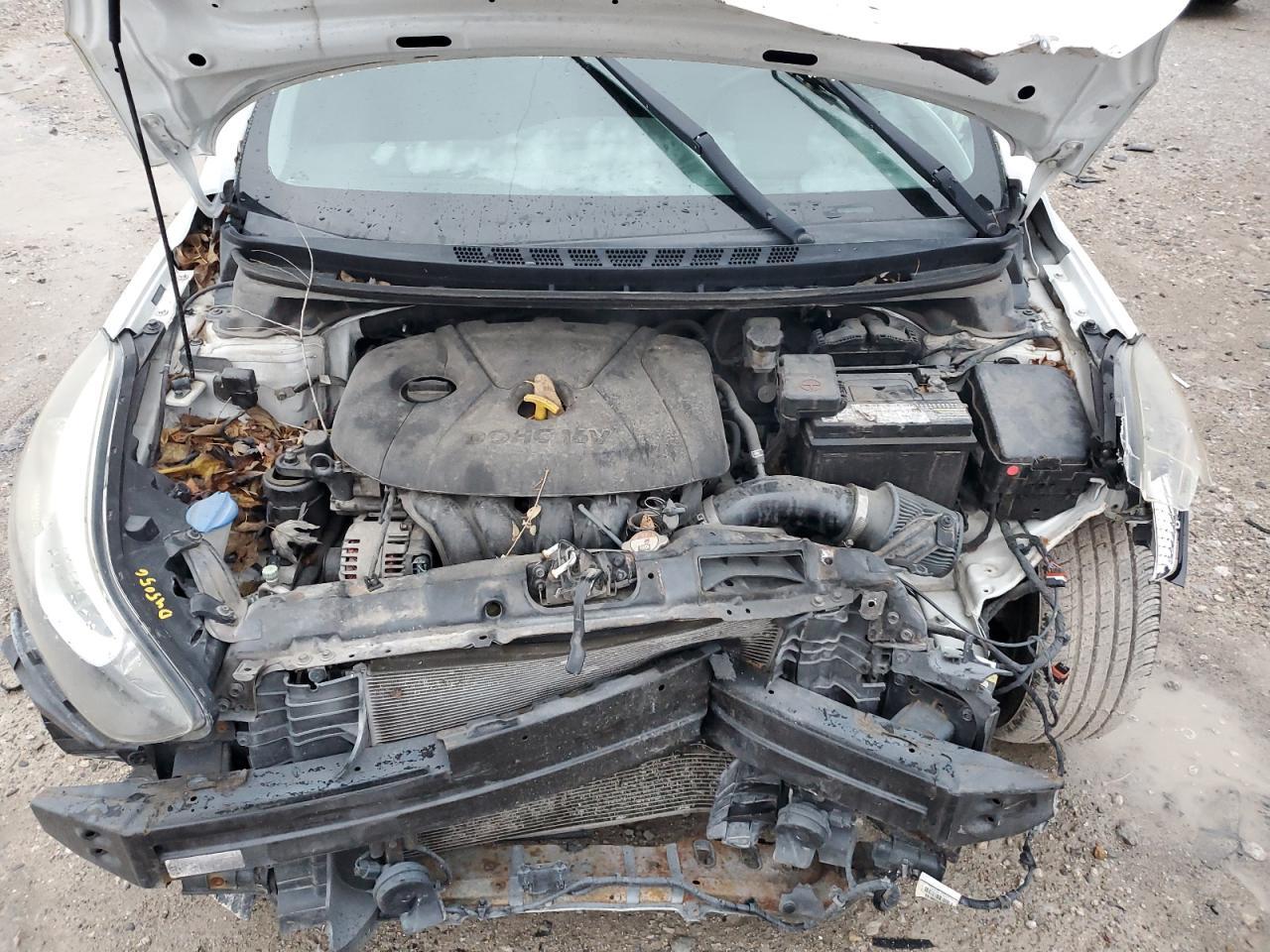 2016 HYUNDAI ELANTRA