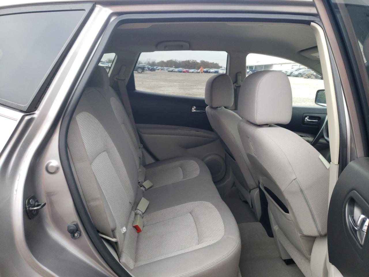2010 NISSAN ROGUE