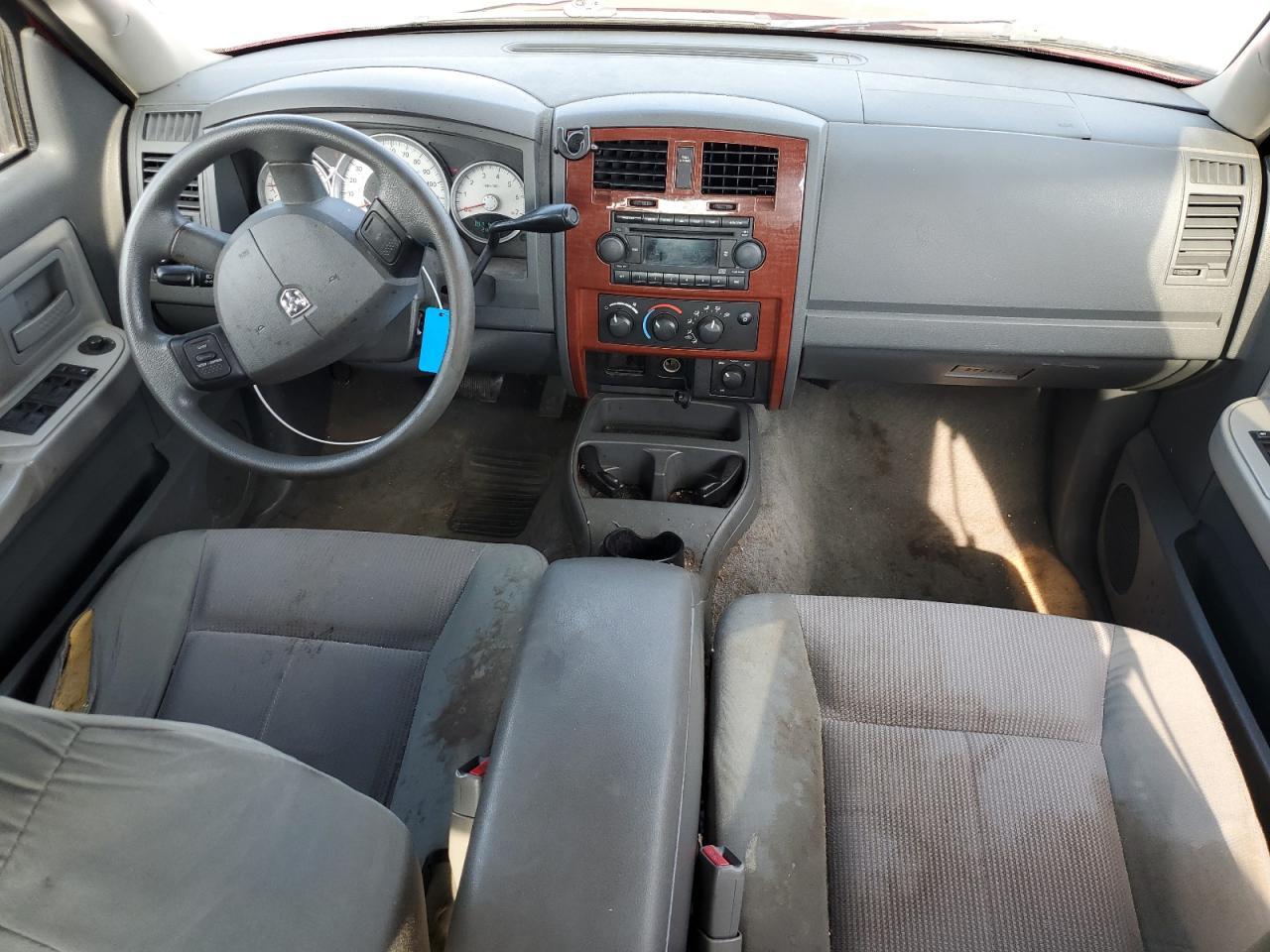 2005 DODGE Dakota