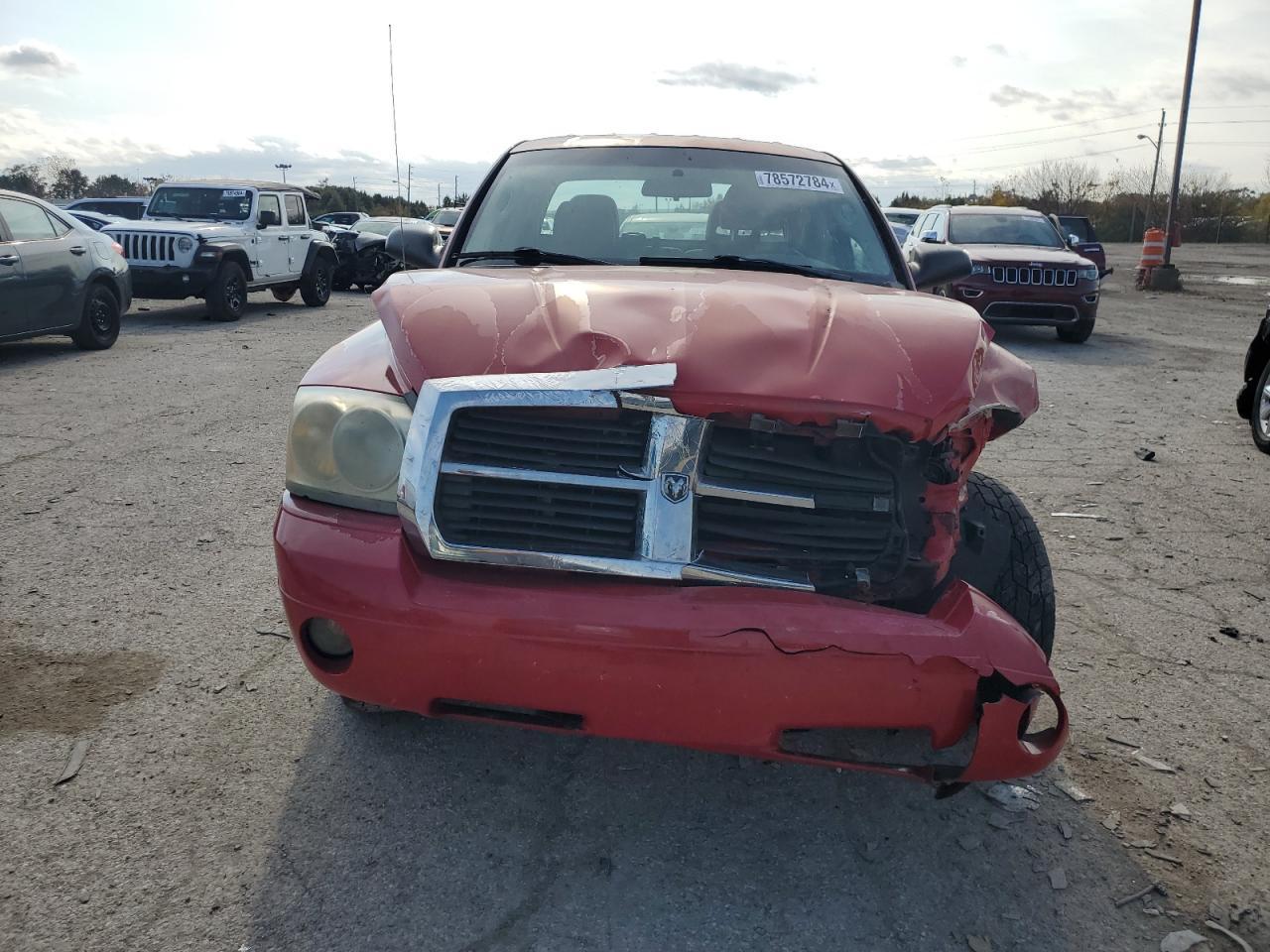 2005 DODGE Dakota