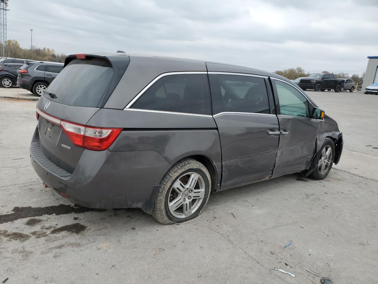 2013 HONDA ODYSSEY
