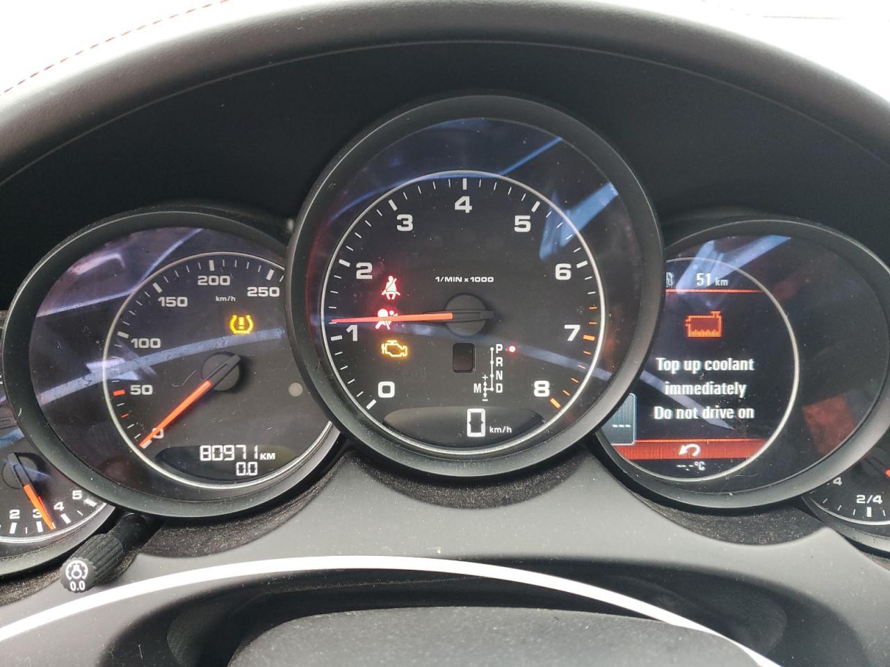 2017 PORSCHE CAYENNE