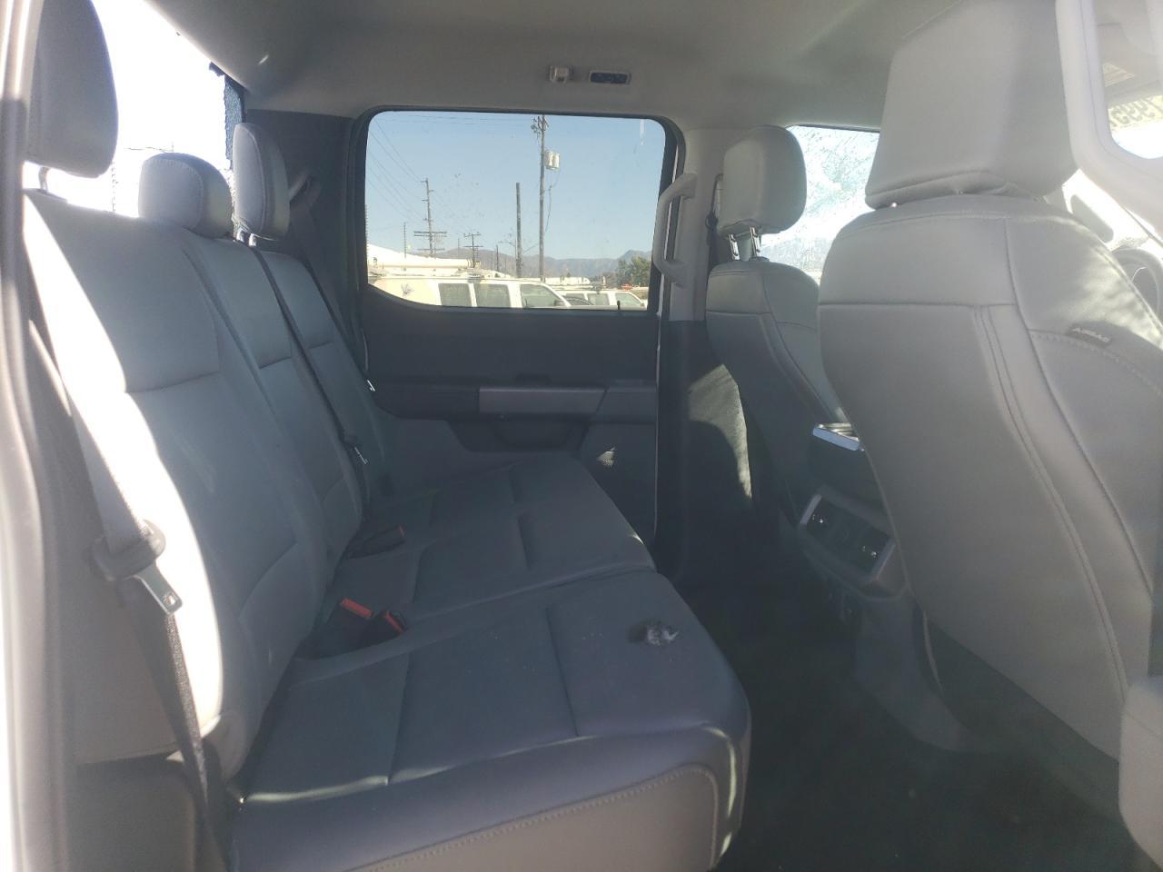 2024 FORD F-150 Lightning