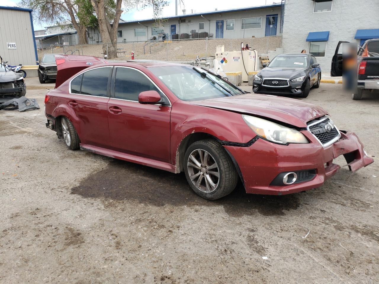 2014 SUBARU Legacy