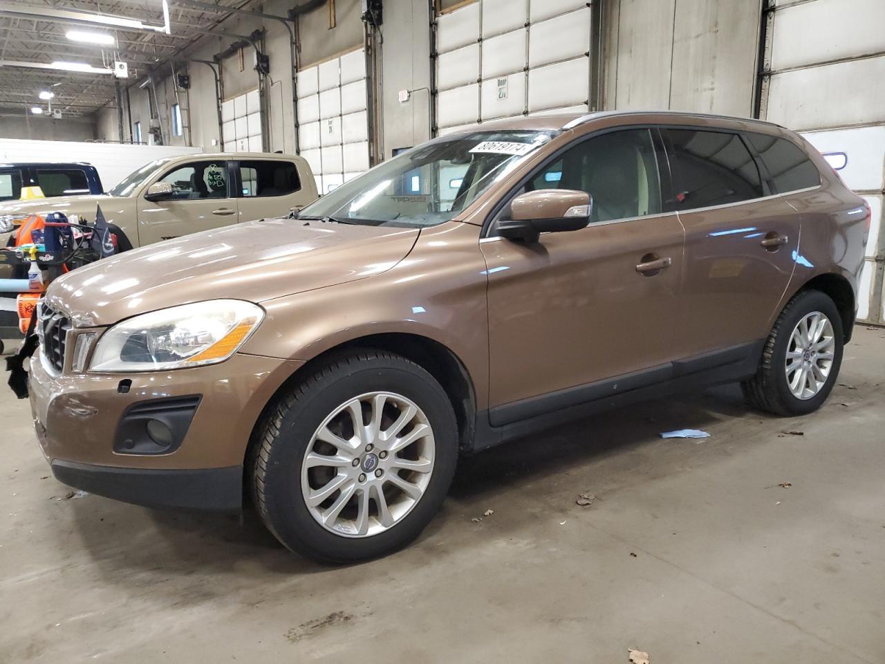 2010 VOLVO XC60