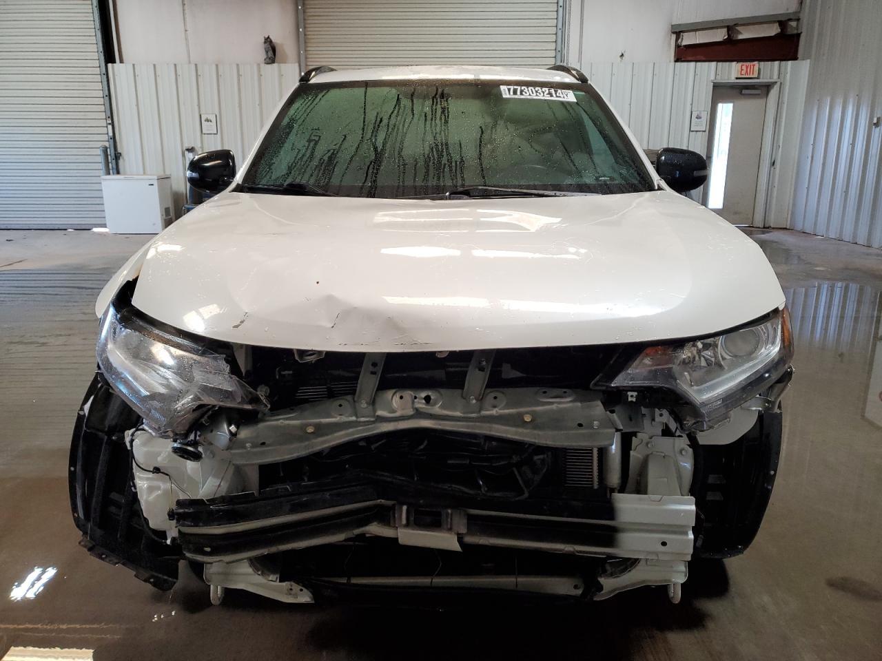 2018 MITSUBISHI outlander