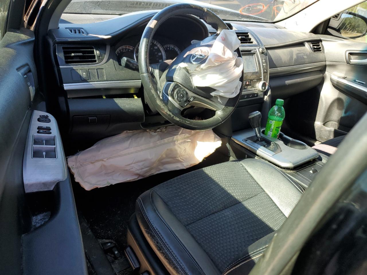 2014 TOYOTA CAMRY